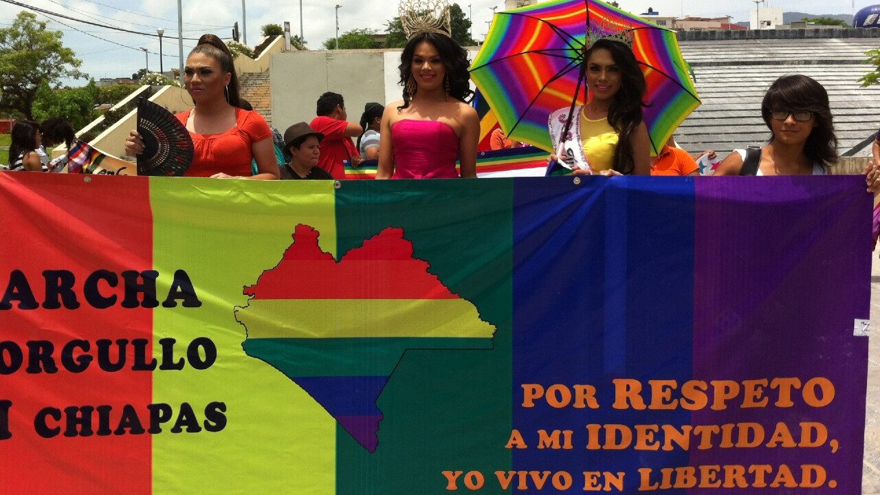 COVID-19 población LGBTQ+