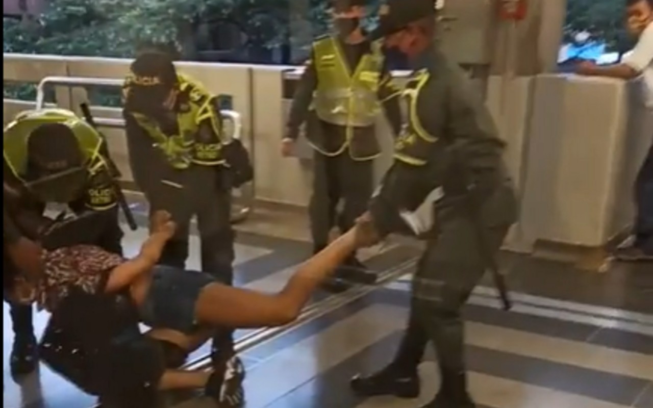 policías trans metro policías trans metro