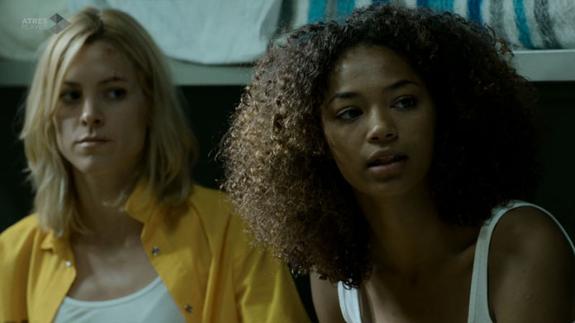 rizos-maca-parejas-lésbicas-tóxicas-series