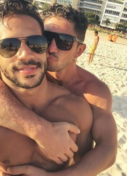 willie-gomez-dato-foland