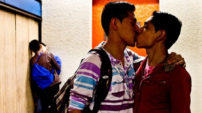 Ligue gay antes de apps