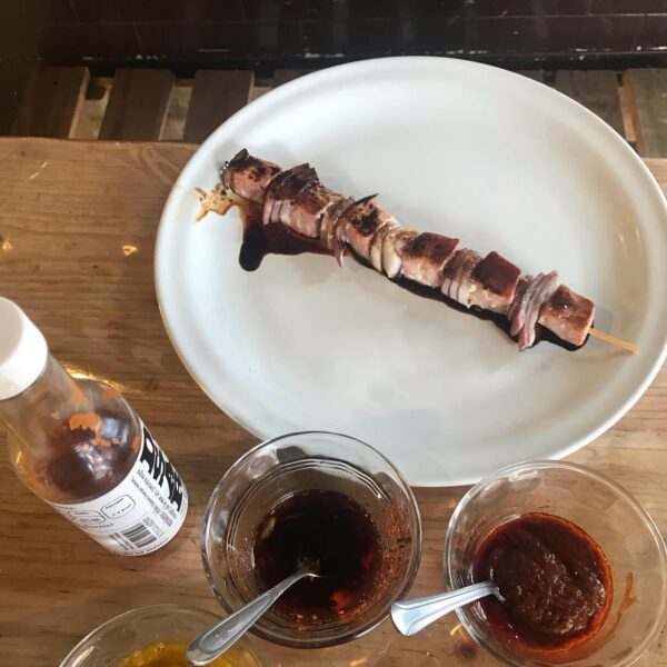 Brocheta de atún de La Cañita marisquería
