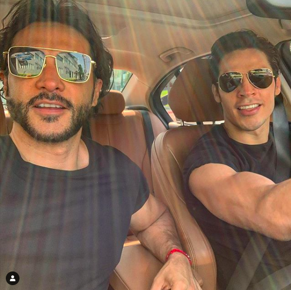 Judoman y yoga teacher juntos