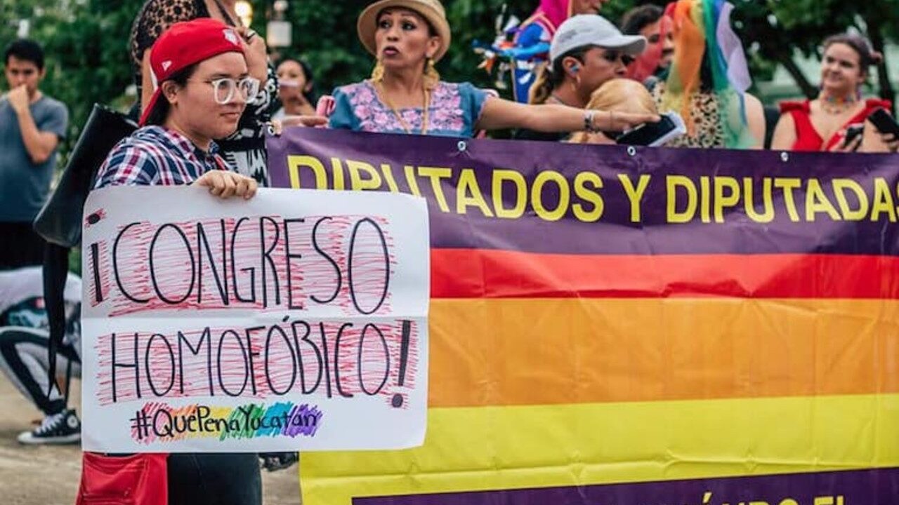 El Congreso de Yucatán aprobó una potencial ley mordaza que podría afectar las protestas en redes sociales de la comunidad LGBTQ+