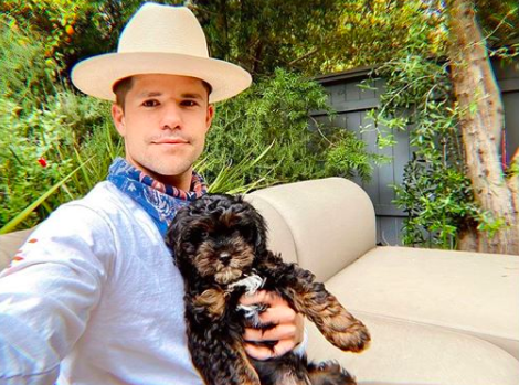 Charlie Carver en 2020.