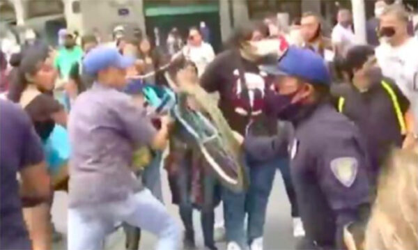 Gobierno de CDMX se acercó a Lady tacos de canasta para apoyarla.