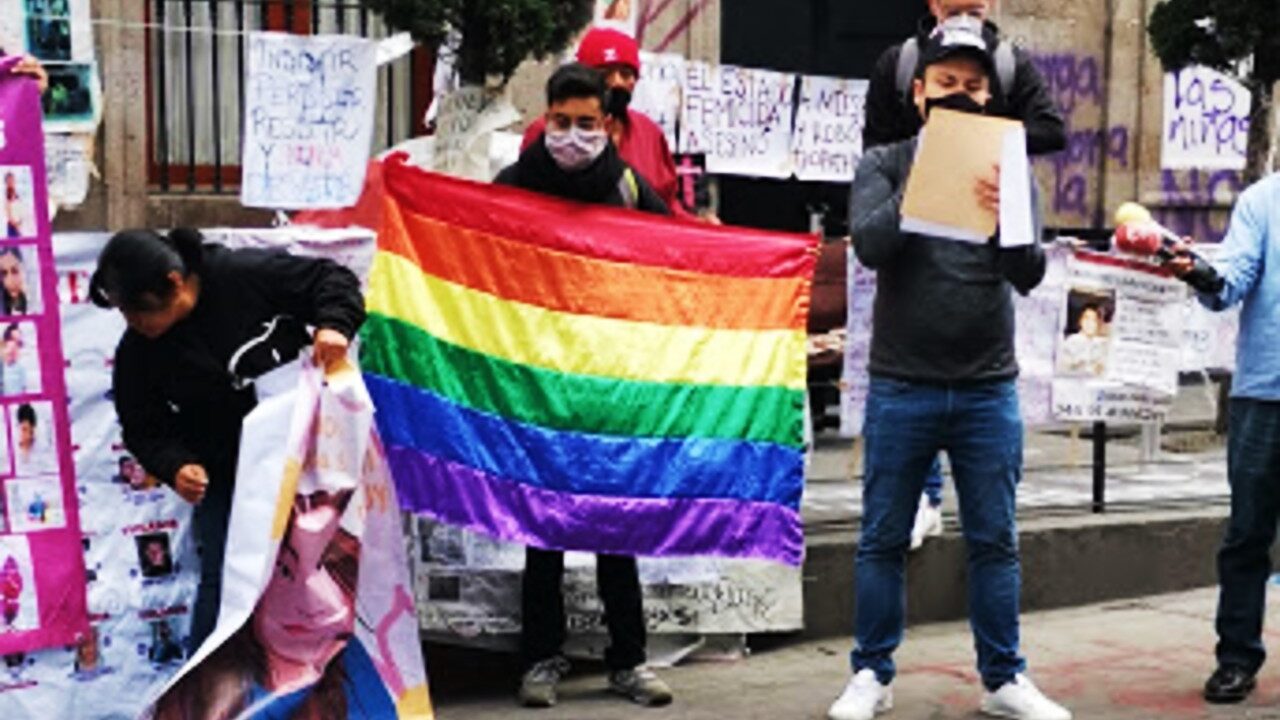 Activistas LGBT+ tomaron las instalaciones de la CNDH