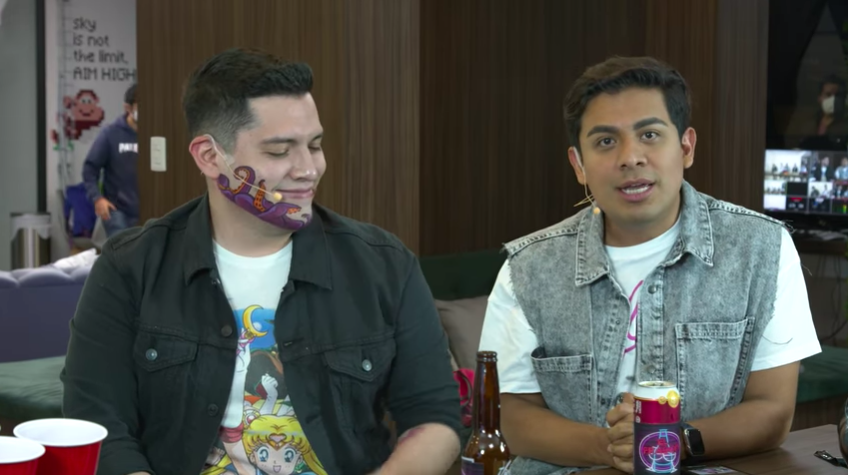 Pepe de Pepe y Teo pidió una cámara, al estilo Lolita Cortés, para expresar sus deseos de besar a Mau Nieto..