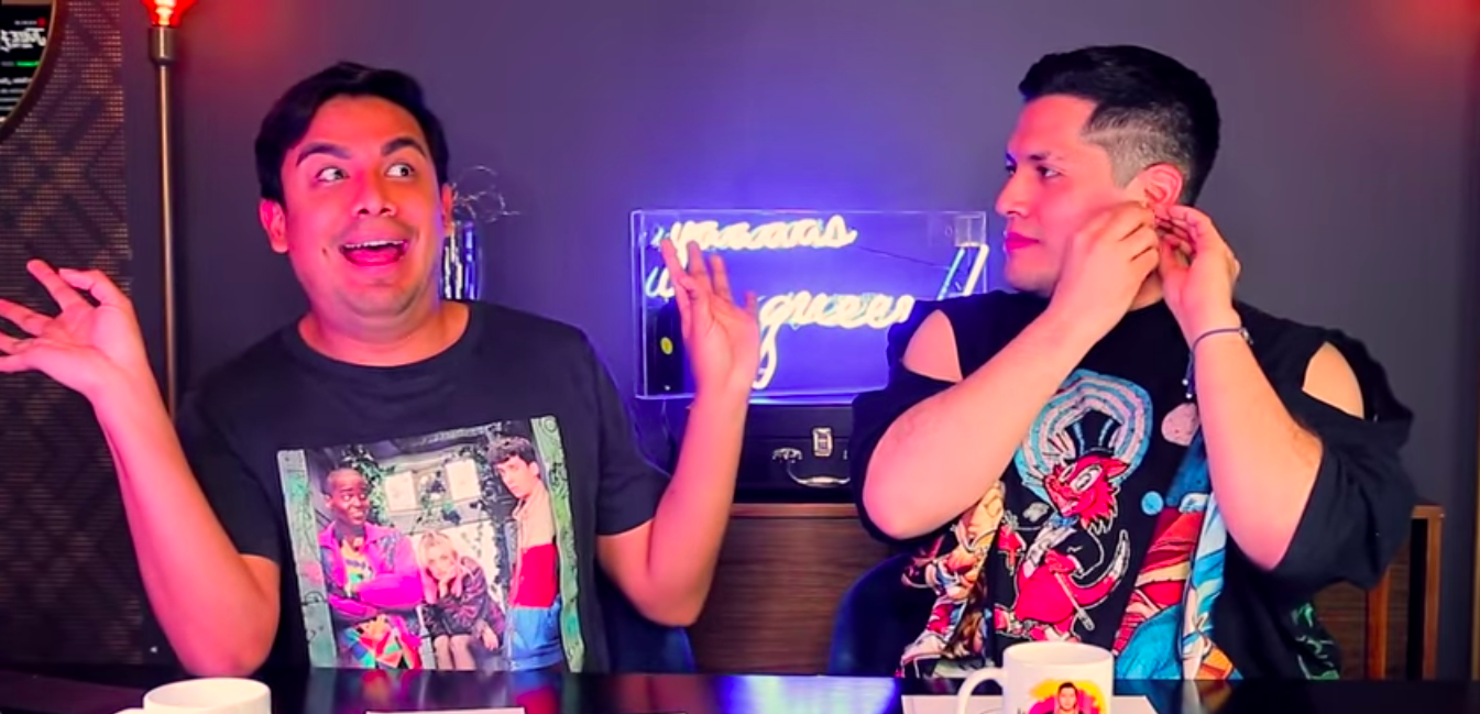 Pepe y Teo explicando el beso