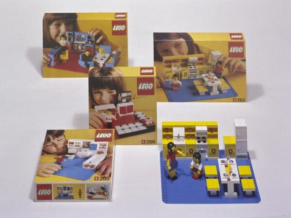 Sets de juguetes para los que la carta estaba hecha.