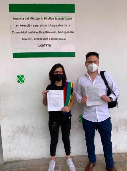 Lucía Riojas y Raúl Caporal tras presentar las denuncias correspondientes.