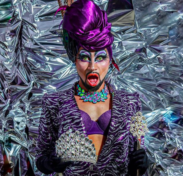 Visa Drag Queen es de los drags más guapos.