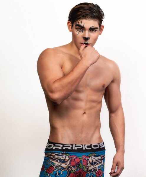 Gonzalo Salas es miembro de los Wapayasos