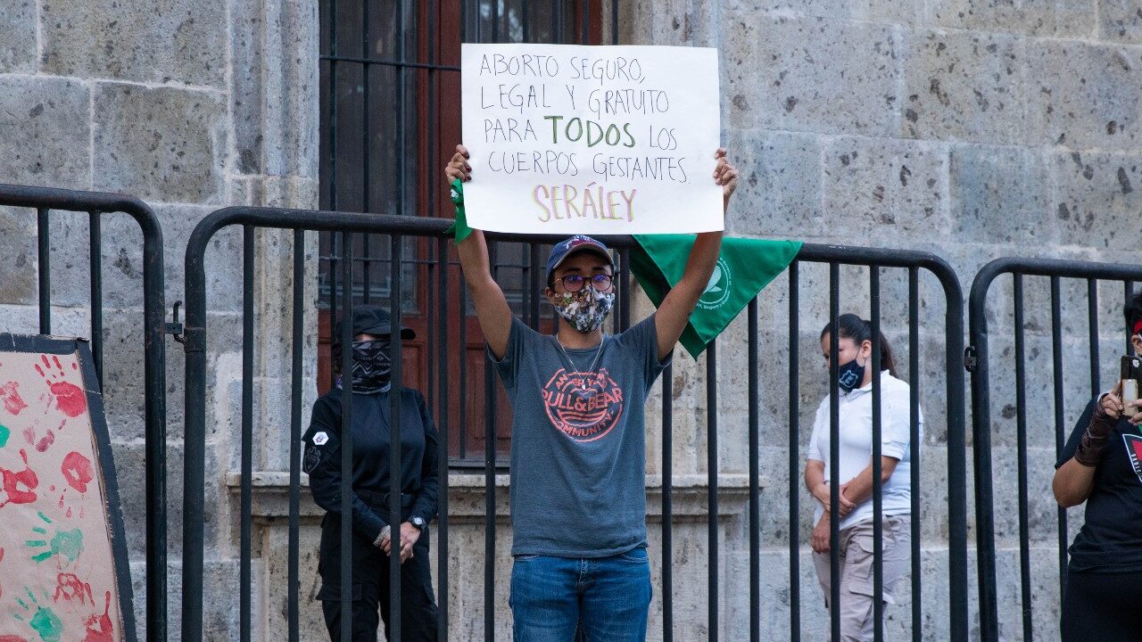 Hombres trans y personas no binarias también abortan