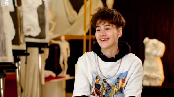 Niño trans Idol Kids