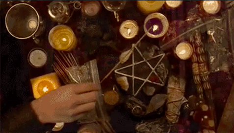 La brujería suele representar el poder de la femineidad.