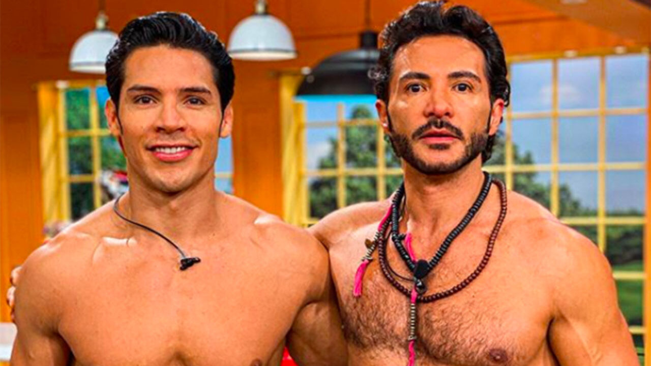 Alejandro Maldonado ha tenido varios compañeros de yoga bastante guapos.