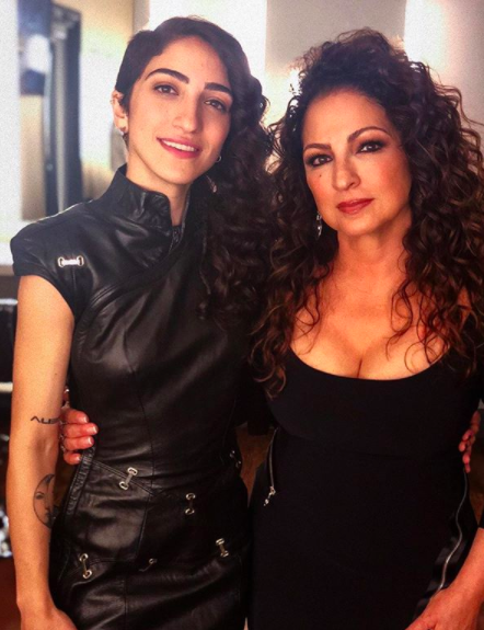 Emily, hija lesbiana de Gloria Estefan