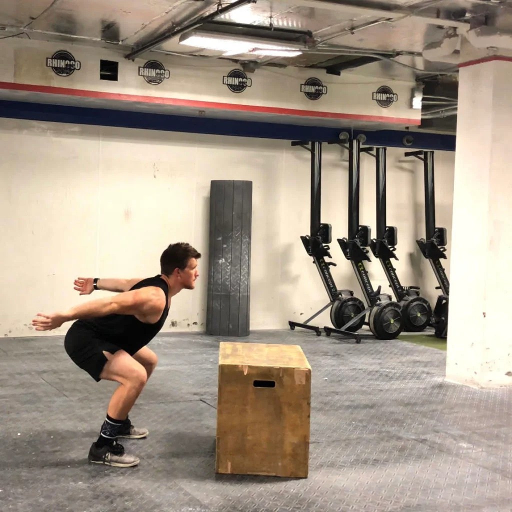 Ejercicios para pierna saltos con caja