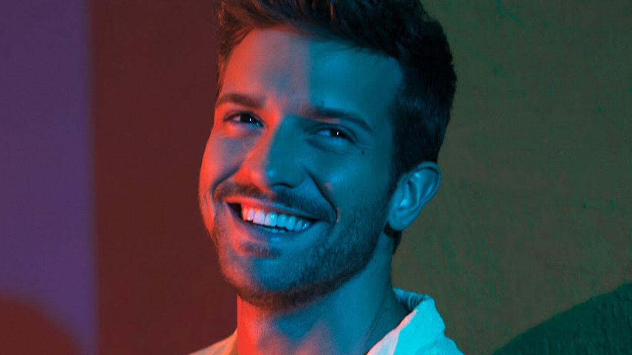 Pablo Alborán gay
