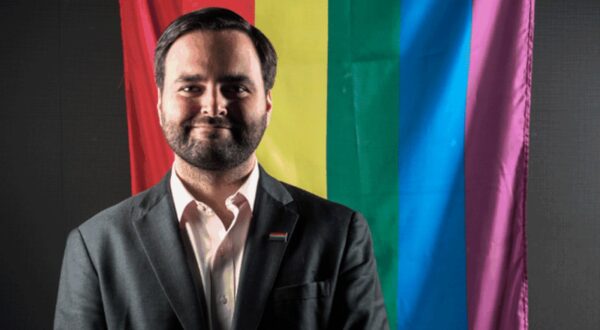 políticos gays latinos