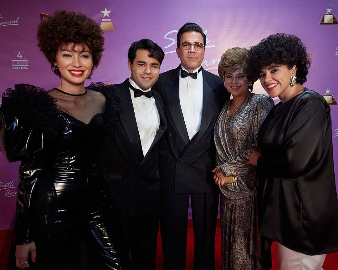 Familia Quintanilla en la serie de Selena