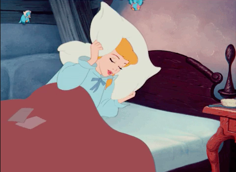 La almohada es de uso personal e intransferible.