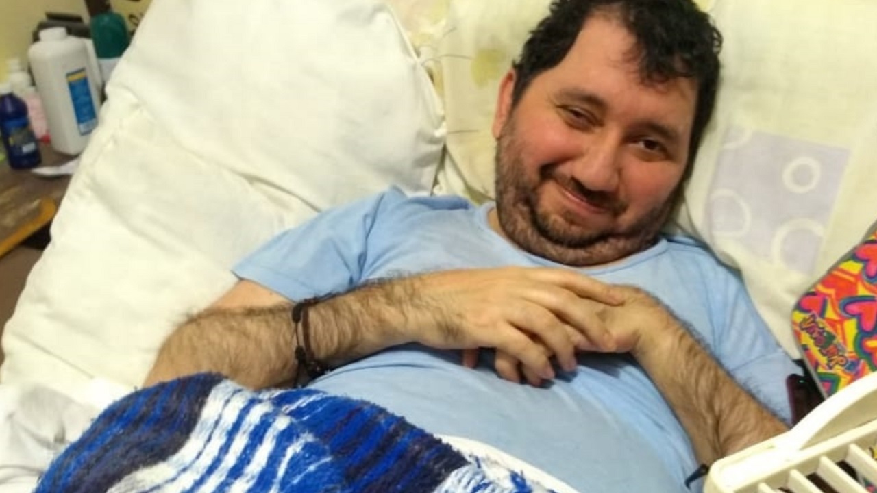 ataque homofóbico cabeza martillazos Fernando Figueroa