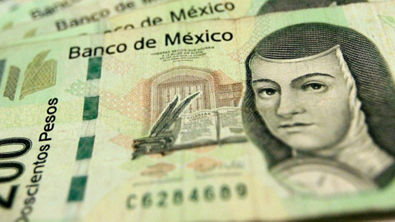 billete 200 décima musa sor Juana Inés Cruz