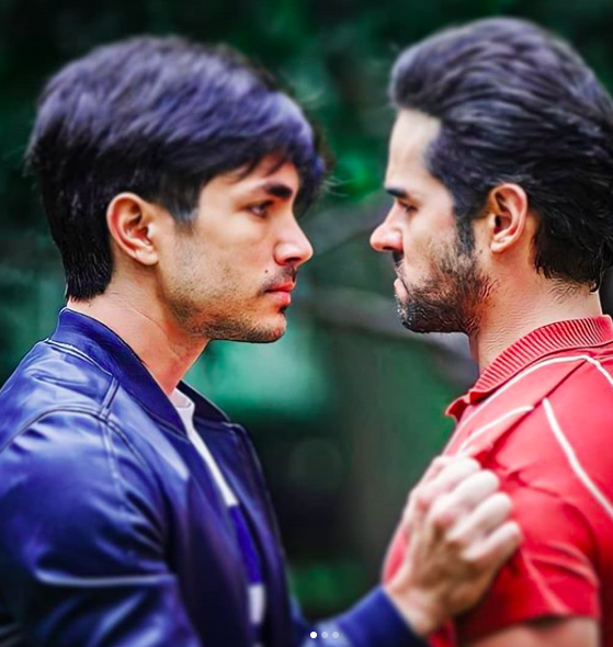 eleazar gomez sian chiong personaje gay