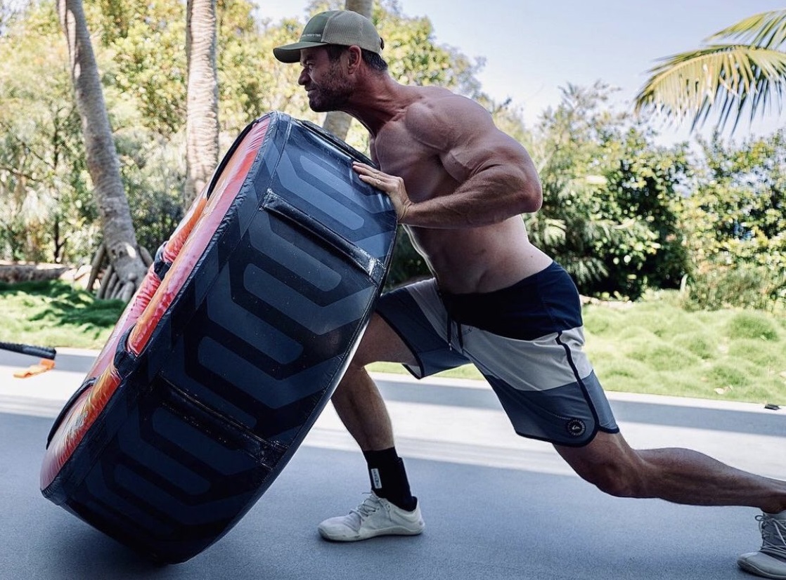 Chris Hemsworth músculos Hulk Hogan