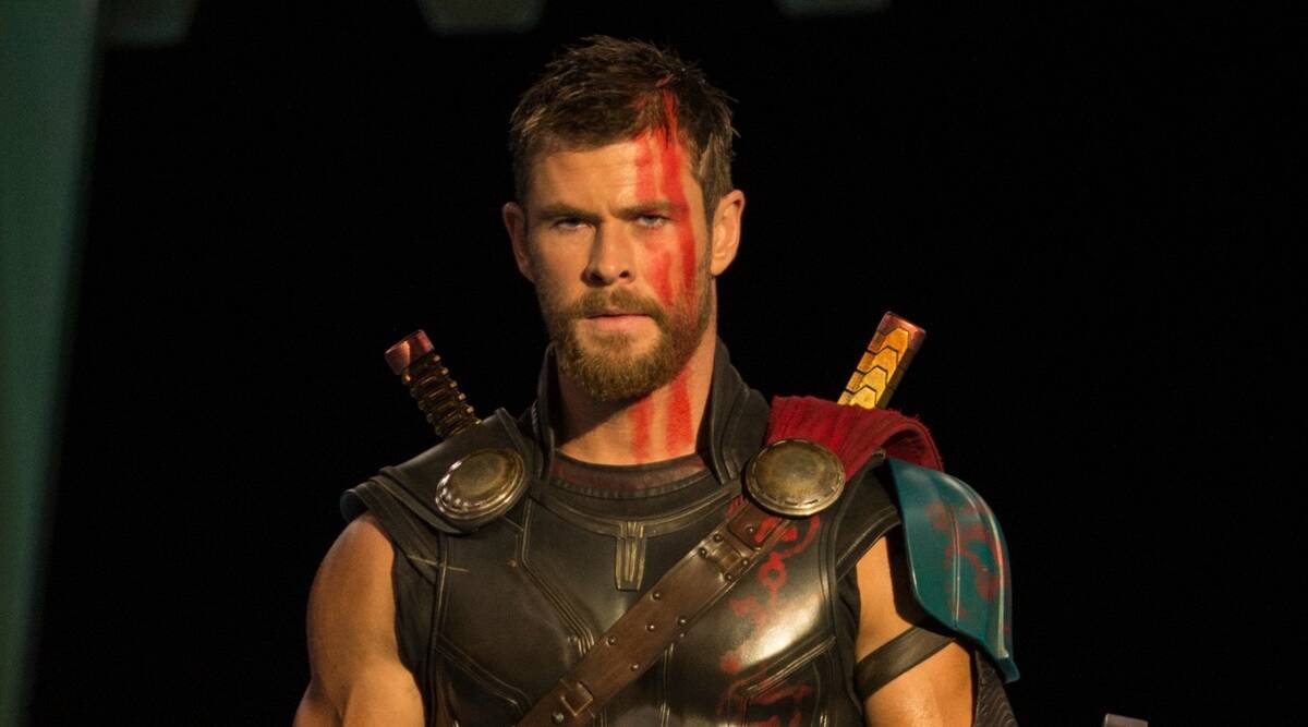 Chris Hemsworth Thor pelo corto