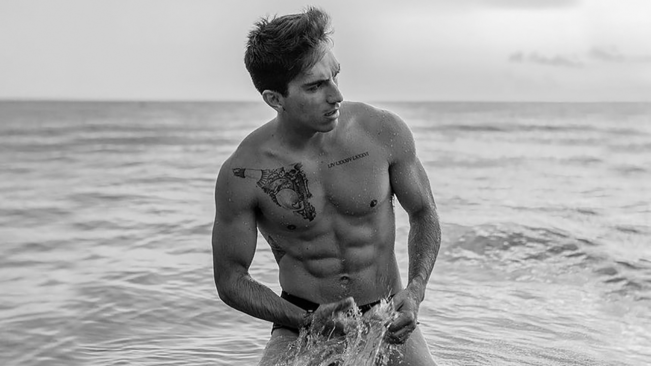 fotos-gays-famosos-speedo-Jorge-Luis-Martínez fotos gays famosos en speedo