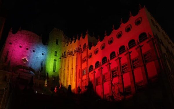 guanajuato beso lésbico lgbt