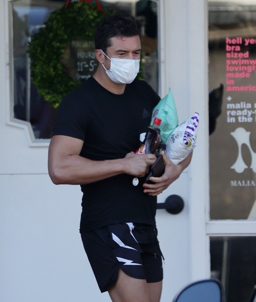 Orlando Bloom pompas shorts