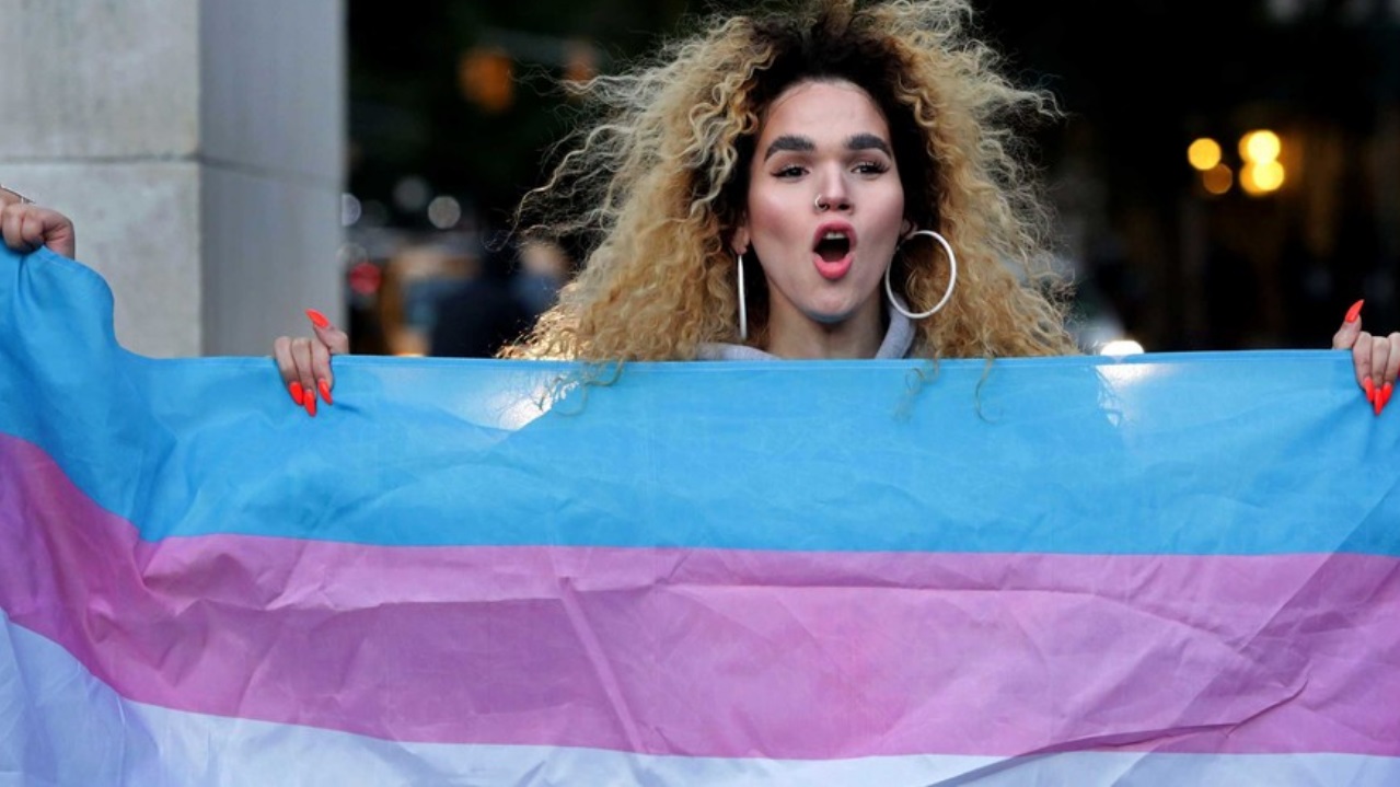 periodismo transfobia