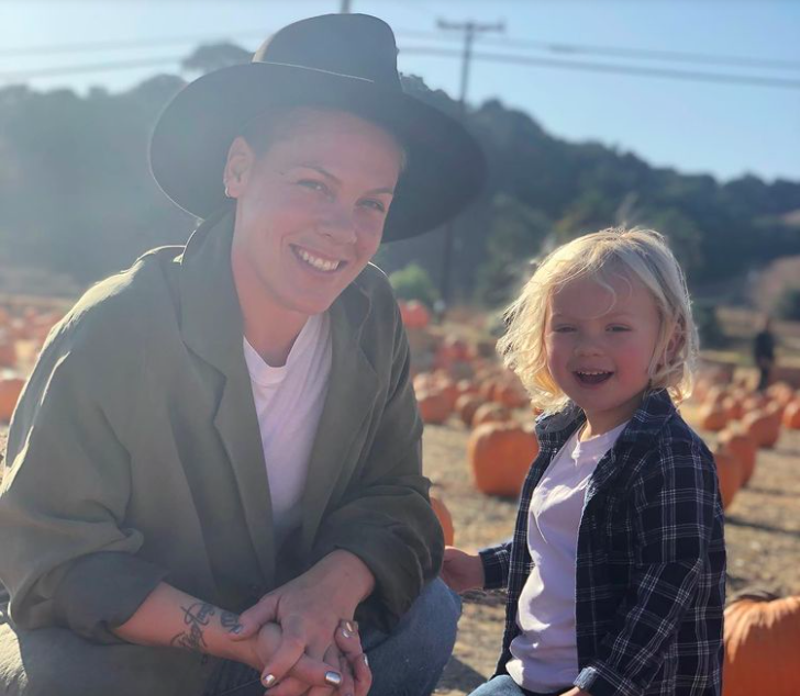 famosos LGBT+ enfermaron COVID-19 Pink