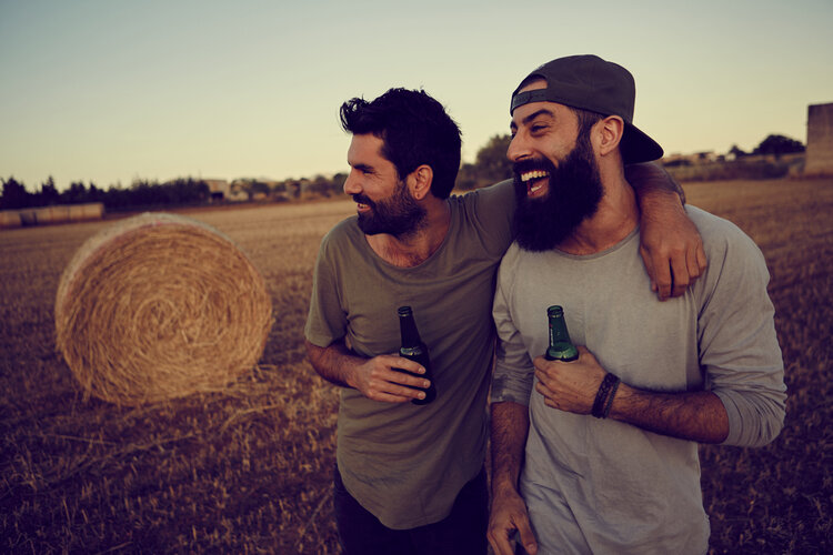 heteros coquetean chicos gay amigos masculinidad