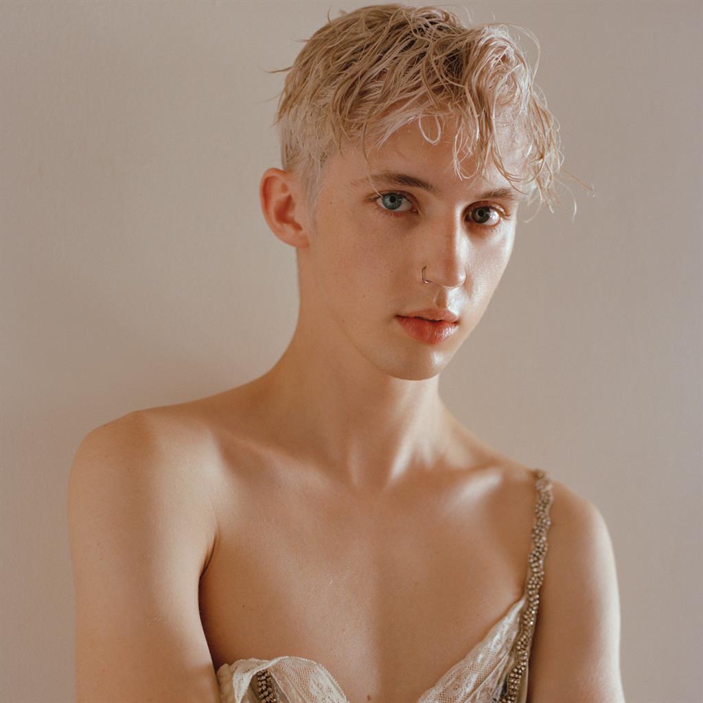 Troye Sivan guapo