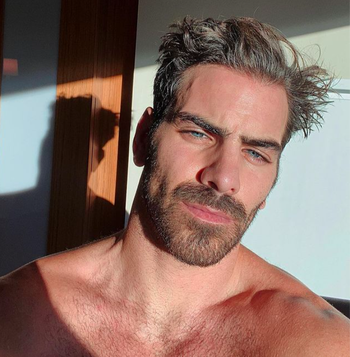 Famosos LGBT+ enfermaron COVID-19 Nyle DiMarco