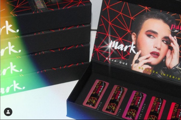 maquillaje para hombre de Avón