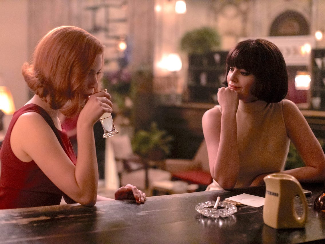 Cleo y Beth Queen's Gambit