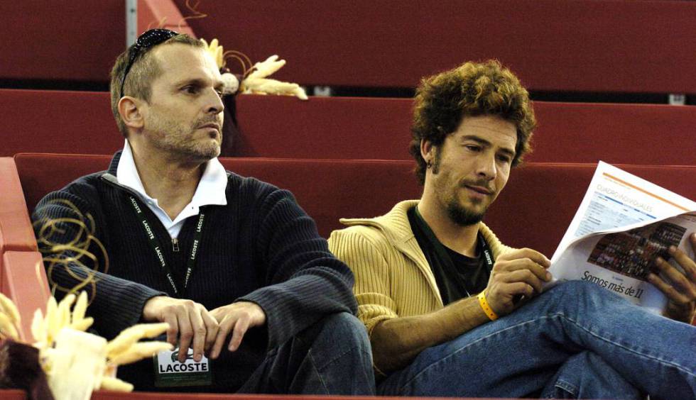 Miguel Bosé es uno de los famosos LGBT+ divorciados