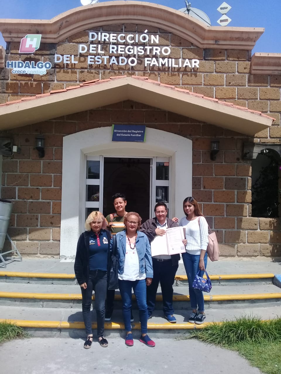 Ricardo Samir Espinoza del Villar primer taxista trans Hidalgo documentos