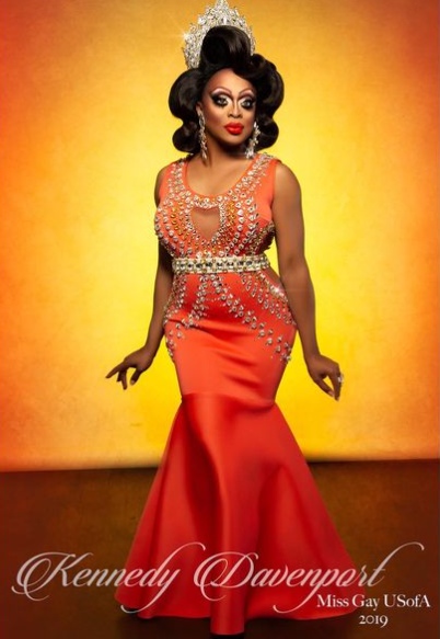 tipos drag queen pegeant