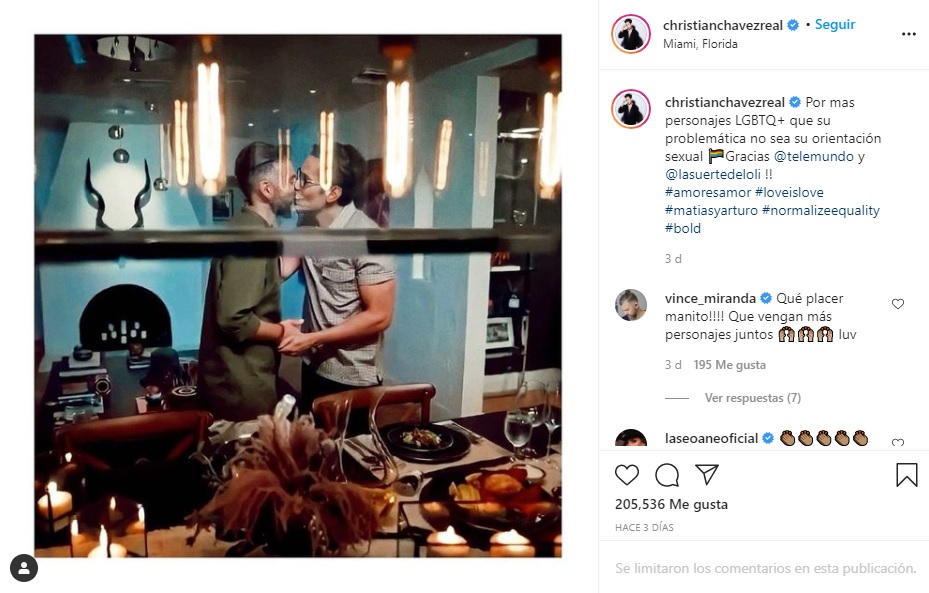 Christian Chávez comparte foto de beso gay con Vince Miranda