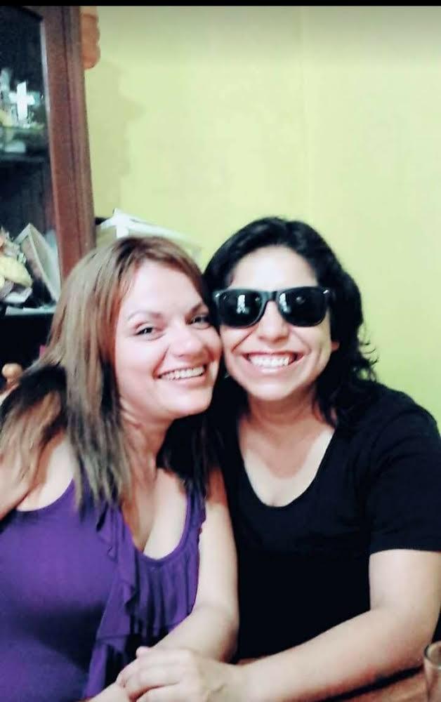 Brenda y Alejandra esposas lesbianas