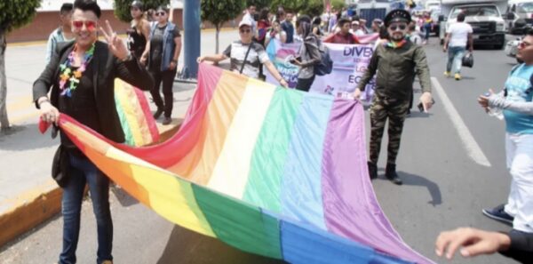 Marcha de Orgullo LGBT+ en Ecatepec