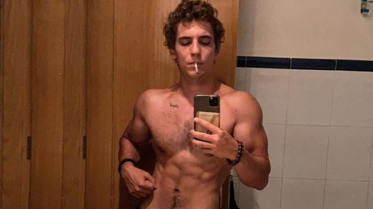 Miguel Herrán sexy