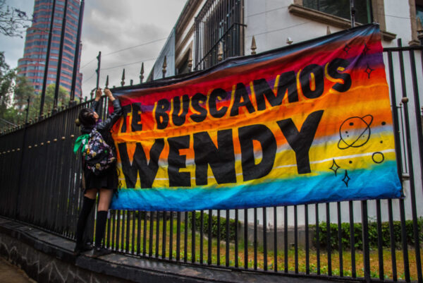 paste up morras wendy sanchez muñoz